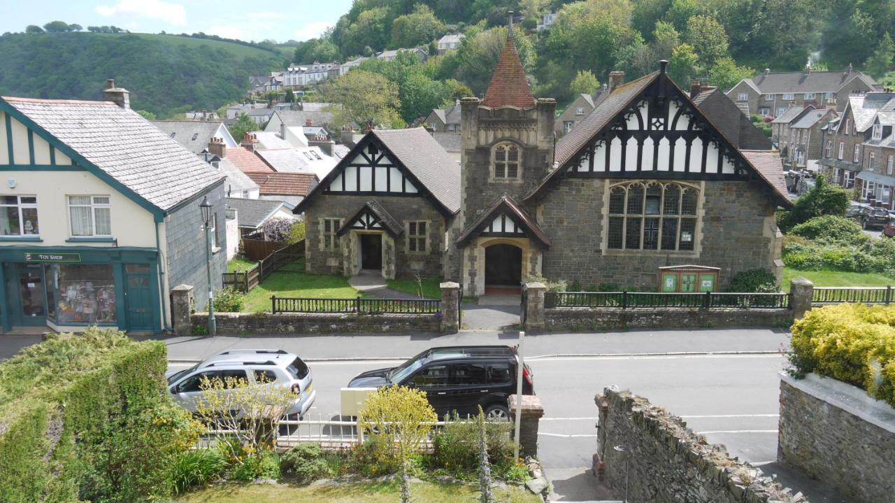 Gable Lodge Guest House Lynton Bagian luar foto